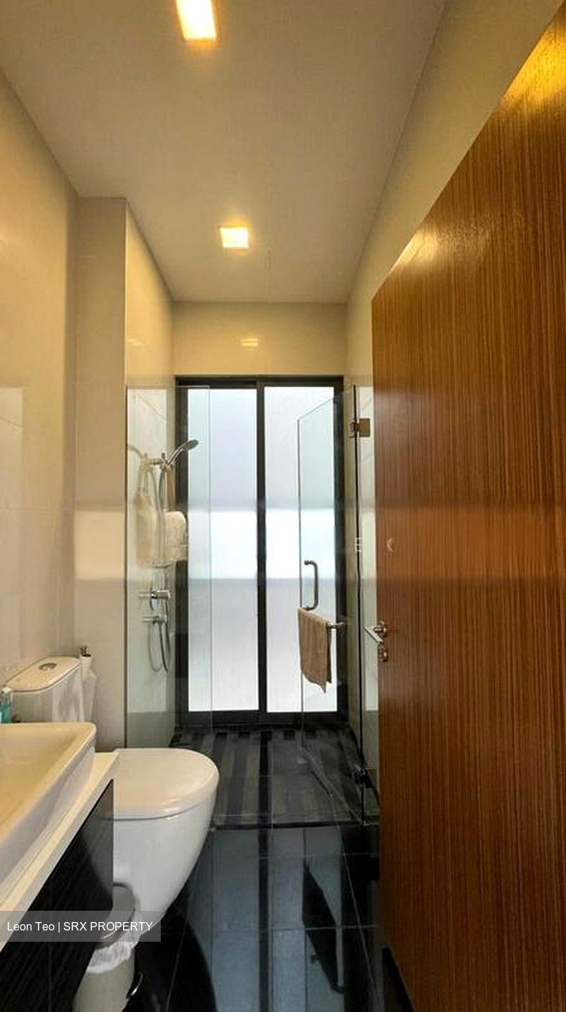 Eastvale (D18), Condominium #486637751